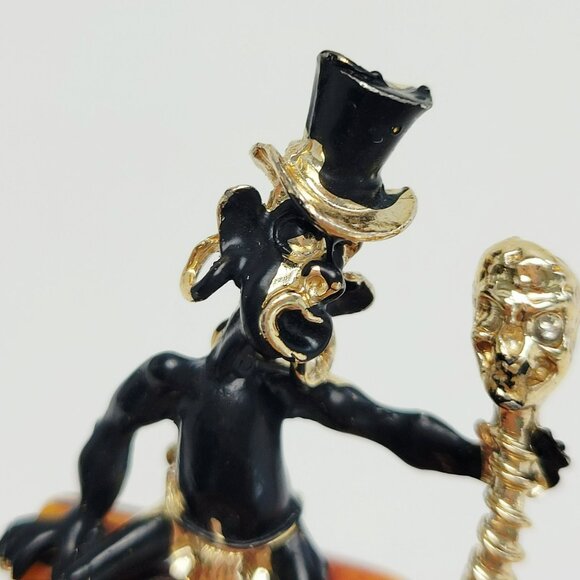 Charles F. Worth Vintage 1950s African Witch Doctor Brooch, Bakelite Drum - Picture 3 of 11